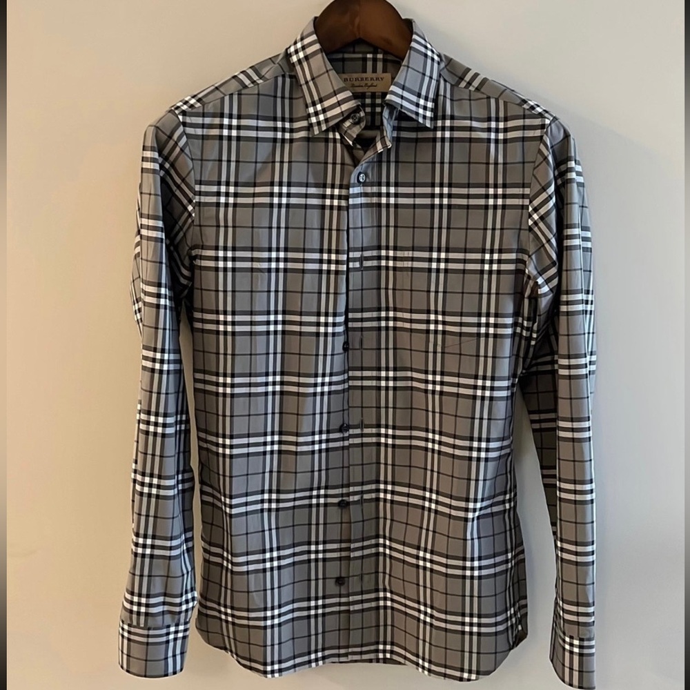 Burberry Check Long Sleeve Button-Up Shirt (mens XS)